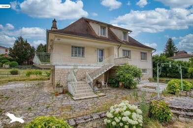 Maison 8 pièces 200000 €