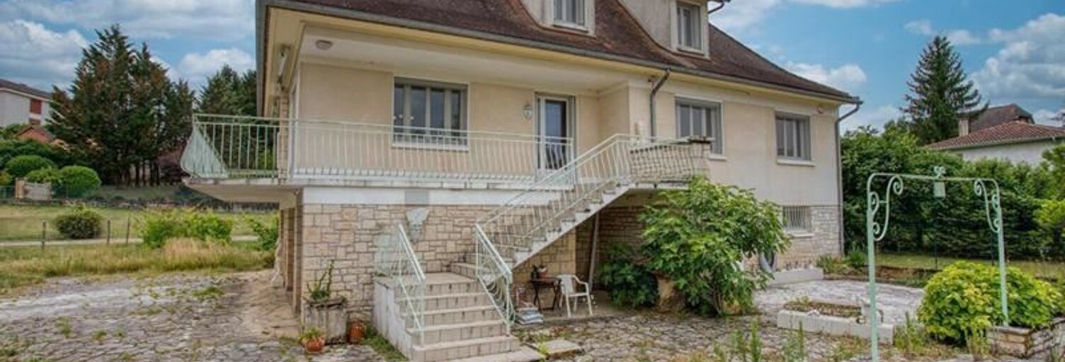 Maison 8 Pièces 185 m² à vendre à Gourdon (46300)