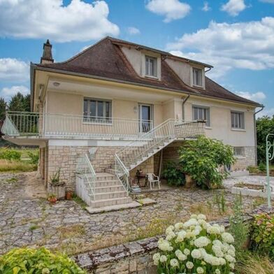 Maison 8 pièces 200000 €