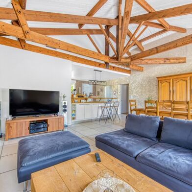 Maison 6 pièces 628200 €