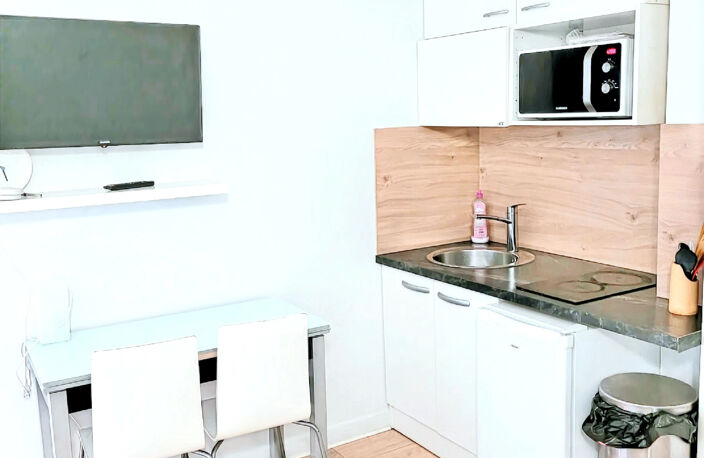 En vente au Plessis-Robinson : appartement dernier étage — photo 4