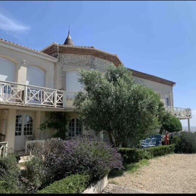 Appartement 3 pièces 233200 €