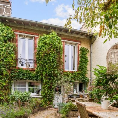 Maison 5 pièces 549000 €