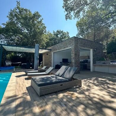 Maison 6 pièces 749000 €