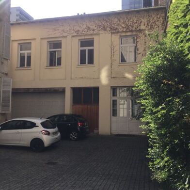 Appartement 6 pièces 1750 €