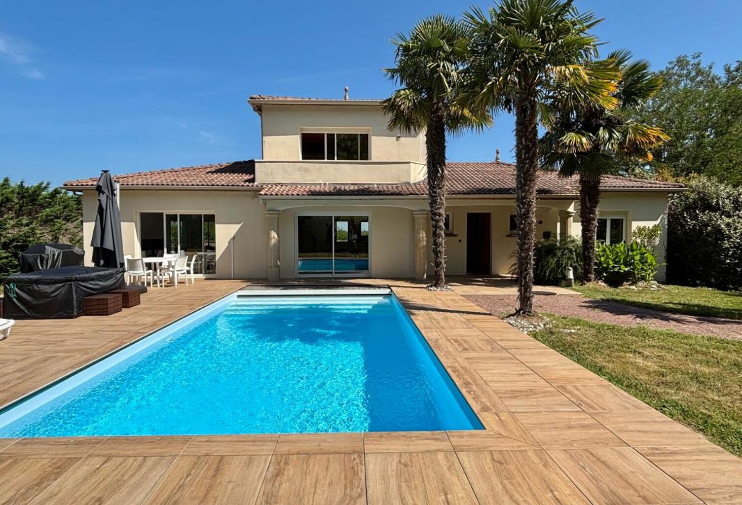 À VENDRE – VILLA D’EXCEPTION AVEC PISCINE – SAINT-AUGUSTIN — photo 1
