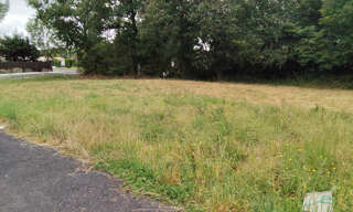 Terrain  398 m² à vendre à Fontcouverte (17100)