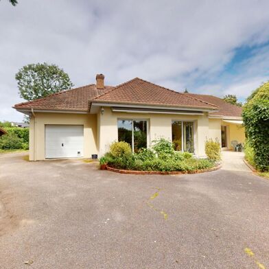 Maison 5 pièces 395000 €