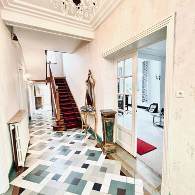 Maison 8 pièces 450000 €