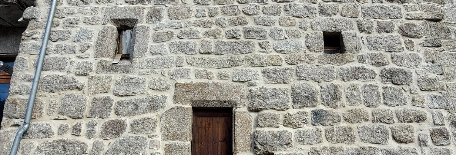 Maison 6 Pièces 104 m² à vendre à Serverette (48700)