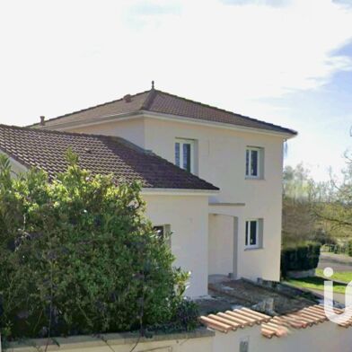 Maison 5 pièces 397000 €