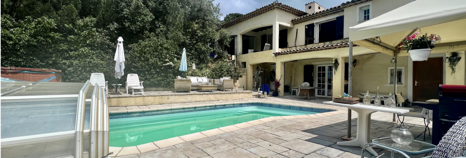 Maison 9 Pièces 220 m² à vendre à La Garde-Freinet (83680)