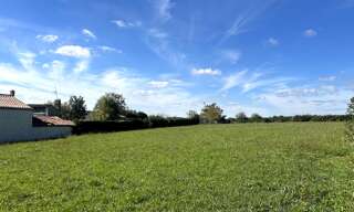 Terrain  1700 m² à vendre à Saint-Michel-le-Cloucq (85200)