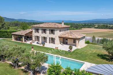 Maison 8 pièces 2400000 €