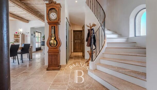 Villa / Maison 8 pièces  à vendre Aix-en-Provence 13100