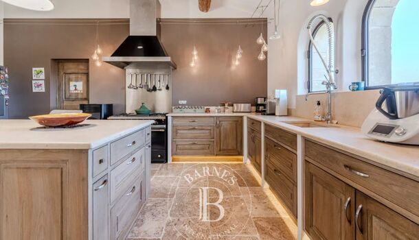 Villa / Maison 8 pièces  à vendre Aix-en-Provence 13100