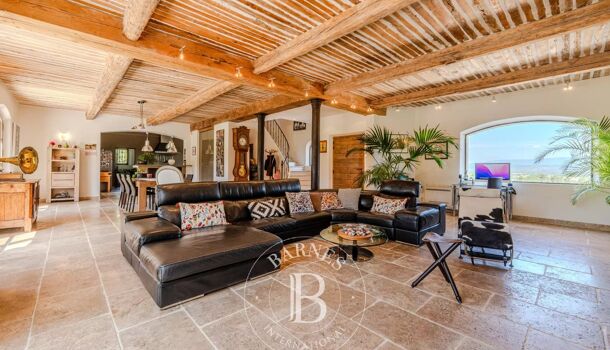 Villa / Maison 8 pièces  à vendre Aix-en-Provence 13100