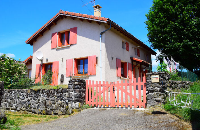 Dépt. 07 -  A VENDRE à COUCOURON - Maison de 131 m2 avec gar — photo 3