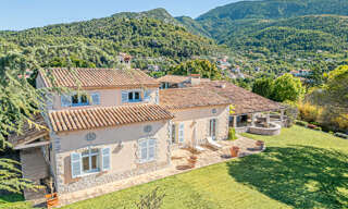 Maison 8 Pièces 407 m² à vendre à Levens (06670)