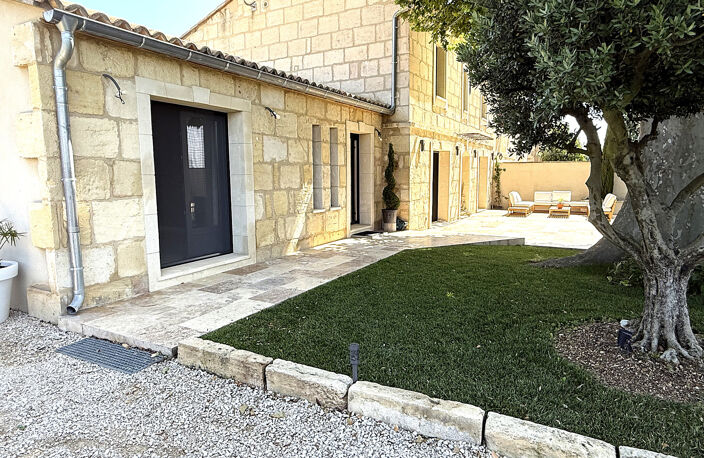 Mas de charme rénové avec piscine à Raphèle-lès-Arles — photo 4