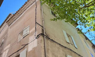 Immeuble  200 m² à vendre à Apt (84400)