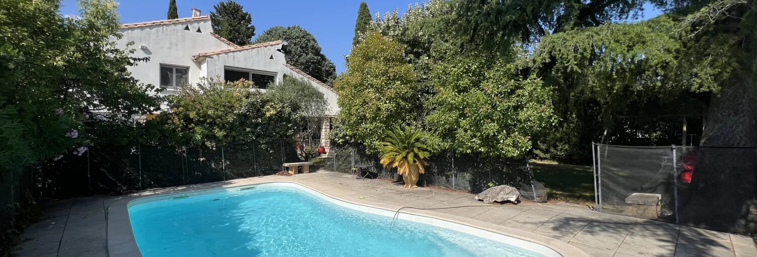 Maison 8 Pièces 200 m² à vendre à Montfrin (30490)