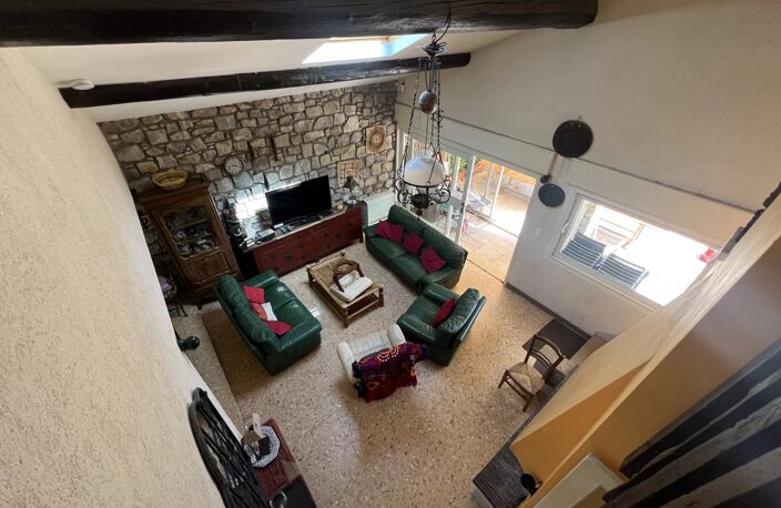Montfrin, villa 200m², 7 chambres sur 1320m² av.piscine — photo 3