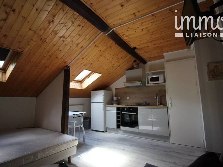 Location Studio sous comble — photo 1