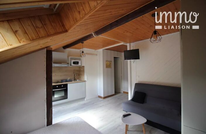 Location Studio sous comble — photo 2