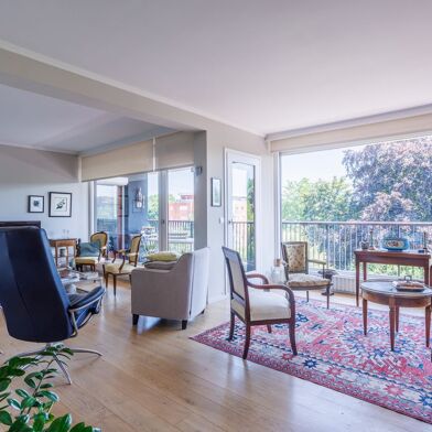 Appartement 5 pièces 180000 €