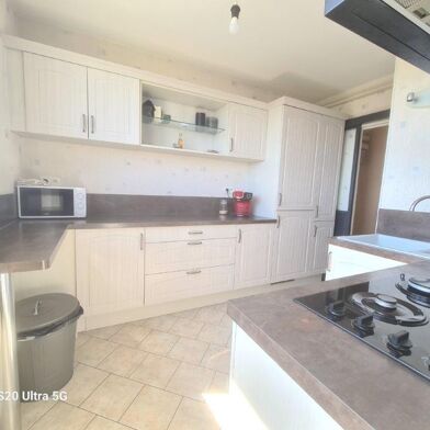 Appartement 3 pièces 99100 €