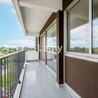 Appartement 3 pièces 215000 €