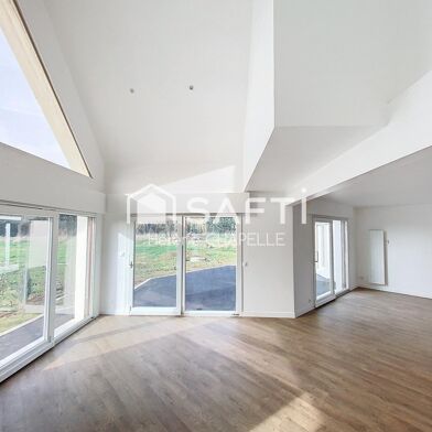 Maison 7 pièces 450000 €