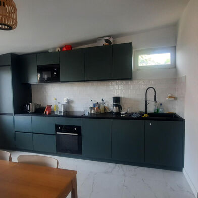 Appartement 5 pièces 560 €