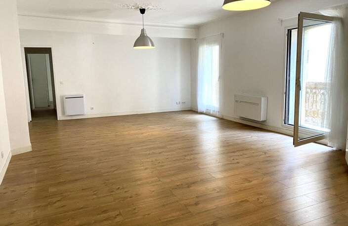 T3-80m2 proche comedie — photo 2