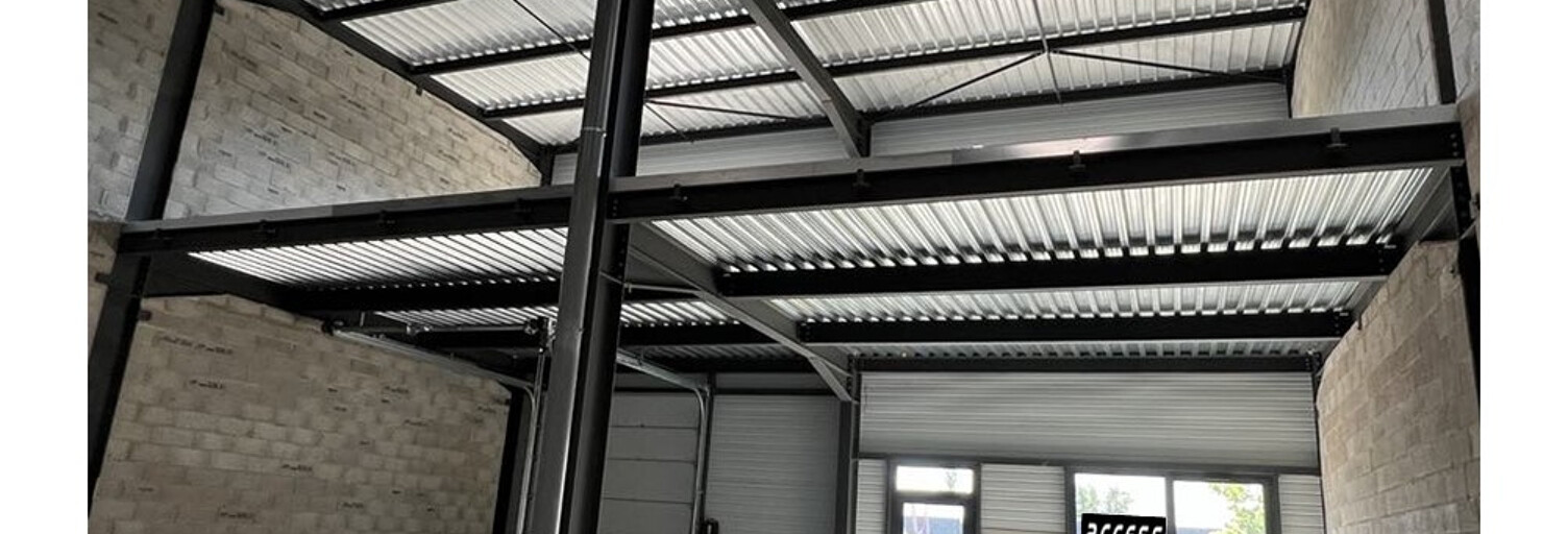 Commerce  374 m² à louer à Geispolsheim (67118)