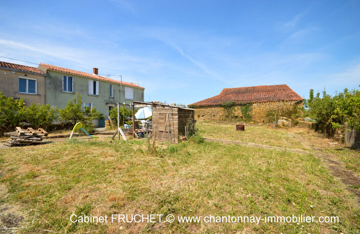 BAZOGES EN PARREDS - Maison avec possibilité locatif — photo 2