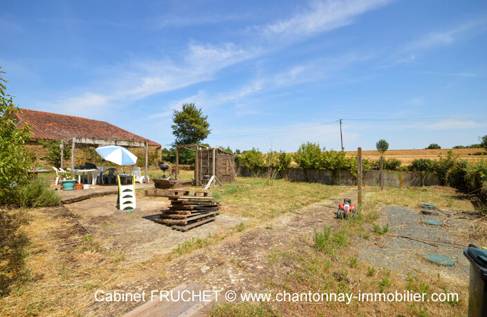 BAZOGES EN PARREDS - Maison avec possibilité locatif — photo 3