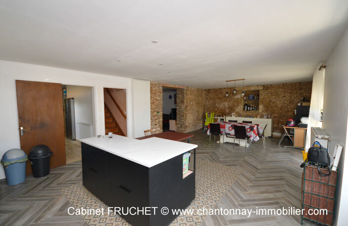 BAZOGES EN PARREDS - Maison avec possibilité locatif — photo 4