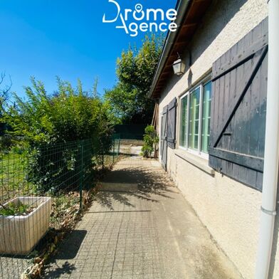 Appartement 2 pièces 670 €