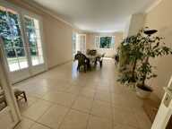 Villa — photo 2