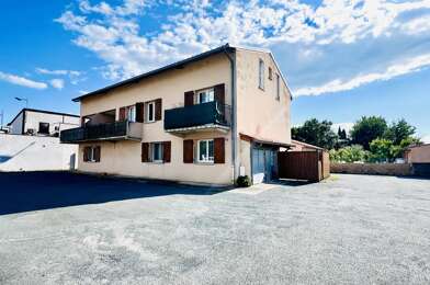 Immeuble  590000 €