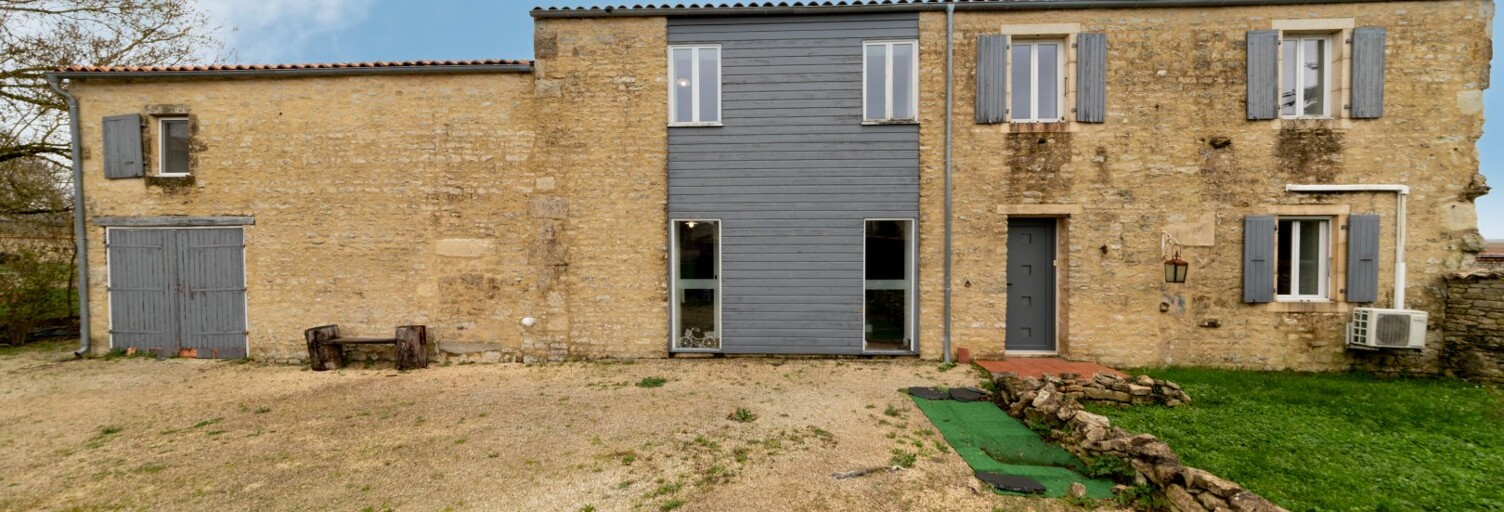 Maison 6 Pièces 256 m² à vendre à Villeneuve-la-Comtesse (17330)