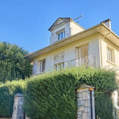 Maison 8 pièces 1600000 €