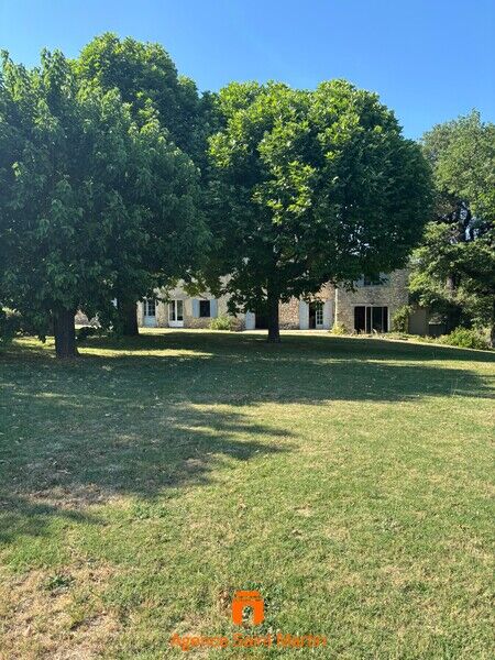 Villa / Maison  T7 à vendre Garde-Adhémar (La) 26700