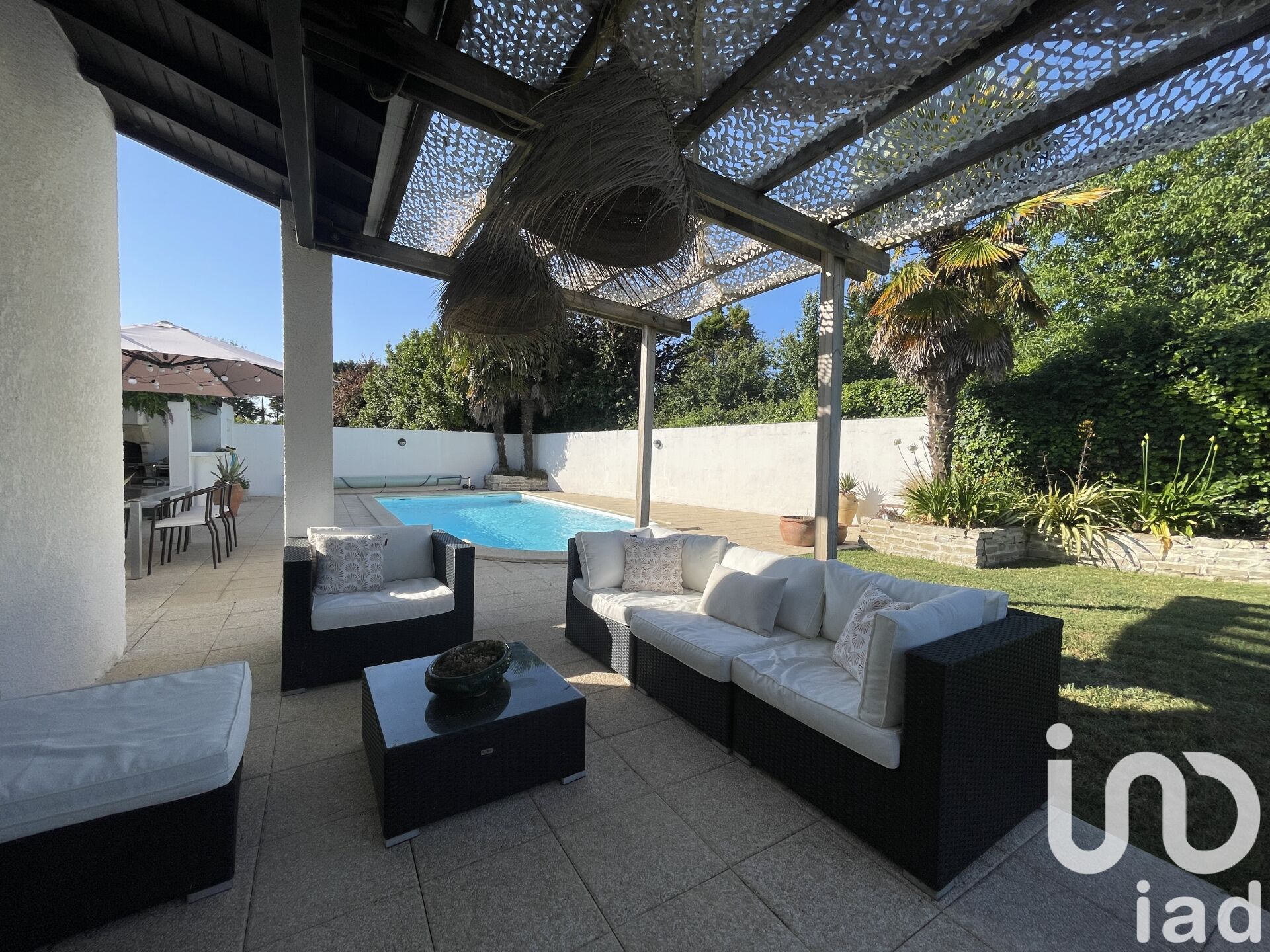 St-Sulpice-De-Royan - 94m² - 4p. - 3ch.