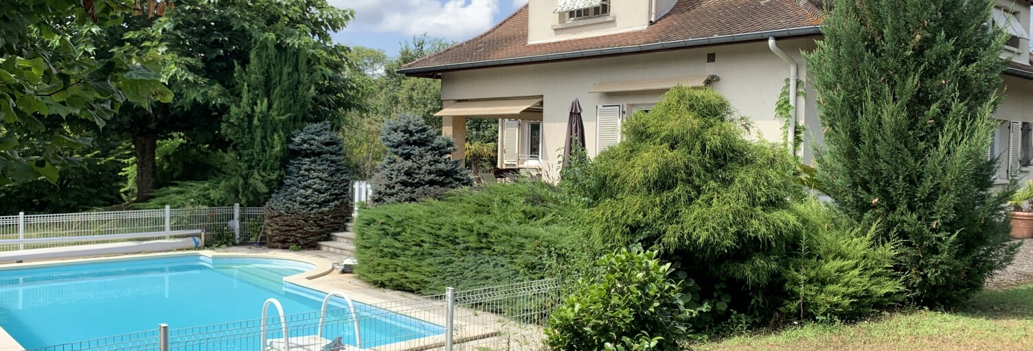 Maison 7 Pièces 220 m² à vendre à Thiers (63300)