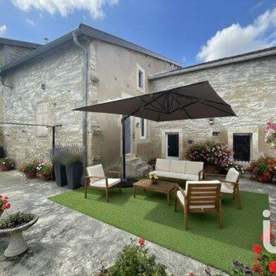 Maison 6 pièces 115000 €