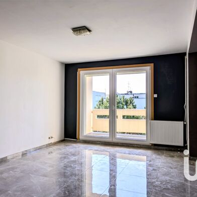 Appartement 3 pièces 75000 €