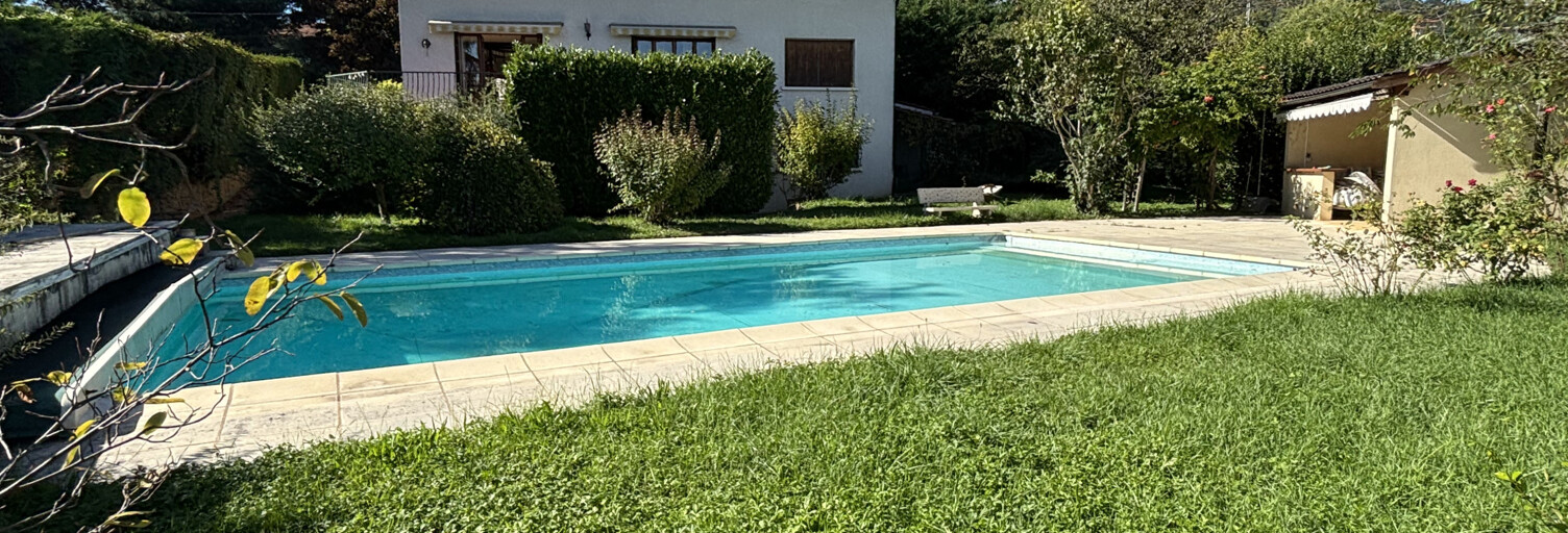 Maison 8 Pièces 176 m² à vendre à Saint-Cyr-au-Mont-d'Or (69450)